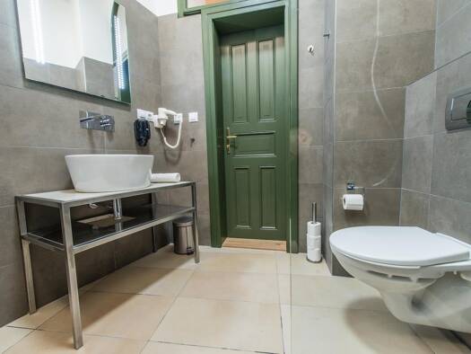 Wohnung zur Miete 612 € 1 Zimmer 30 m² Geschoss 1/2 frei ab 15.10.2026 Ettlingen Ettlingen 76275