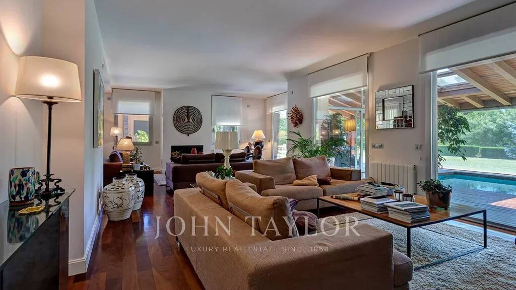 Haus zum Kauf provisionsfrei 1.550.000 € 613 m² 940 m² Grundstück San Ildefonso O la Granja 40100