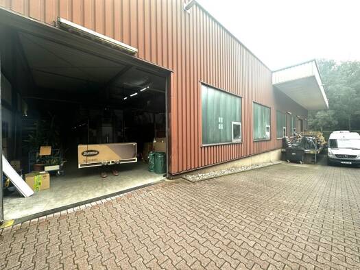 Lagerhalle zur Miete provisionsfrei 9.620 € 1.050 m² Lagerfläche teilbar ab 1.050 m² Kray Essen 45309