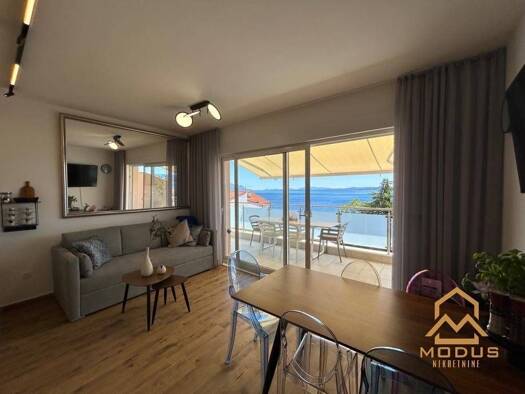 Wohnung zum Kauf 300.000 € 2 Zimmer 43,6 m² Geschoss 2/2 Omiš 21318