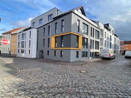Wohnung zur Miete 595 € 2 Zimmer 55,9 m² frei ab 01.11.2026 Johann-Sebastian-Bach-Straße Ohrdruf 99885