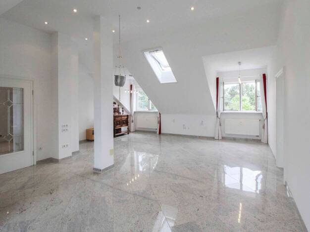 Sonstiges zum Kauf als Kapitalanlage geeignet 850.000 € 5 Zimmer 144 m² Unterhaching 82008