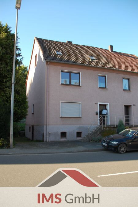 Doppelhaushälfte zum Kauf 129.500 € 5 Zimmer 120 m²<br/>Wohnfläche 303 m²<br/>Grundstück Dalhausen Dalhausen 37688