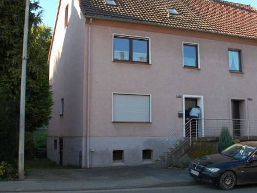 Doppelhaushälfte zum Kauf 129.500 € 5 Zimmer 120 m² 303 m² Grundstück Dalhausen 37688