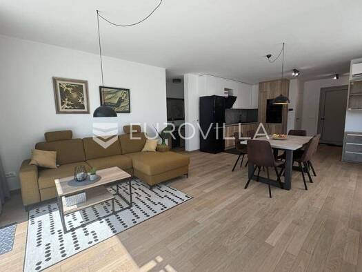 Wohnung zur Miete 2.600 € 2 Zimmer 101 m² Rovinj Rovinj