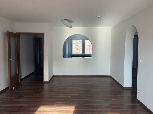 Wohnung zur Miete 1.200 € 3,5 Zimmer 90 m² Geschoss 2/4 frei ab 01.03.2026 Sündersbühl Nürnberg 90439