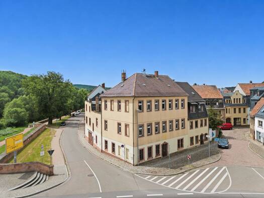 Mehrfamilienhaus zum Kauf 75.000 € 10 Zimmer 272 m² 310 m² Grundstück frei ab sofort Rochlitz Rochlitz 09306