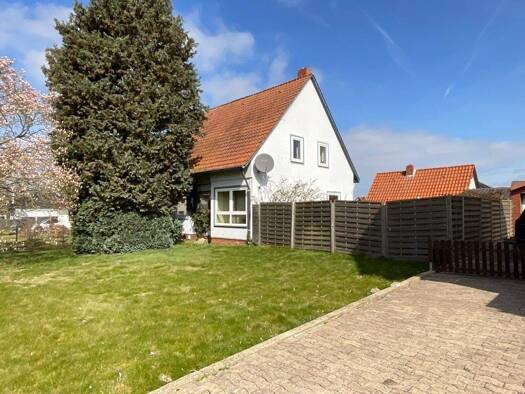 Einfamilienhaus zum Kauf 178.000 € 5 Zimmer 97 m² 815 m² Grundstück Hagenburg 31558