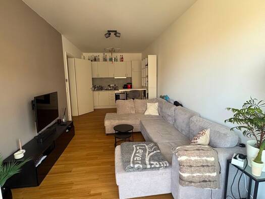 Wohnung zur Miete 1.150 € 1 Zimmer 55 m² Geschoss 2/4 frei ab 01.09.2026 Am Marienhain 16 Köpenick Treptow-Köpenick 12557