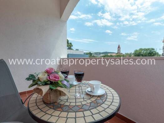 Haus zum Kauf 2.200.000 € 12 Zimmer 801 m² Trogir