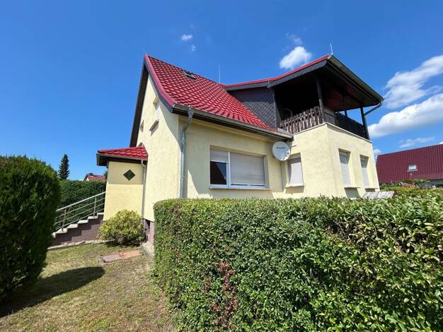 Einfamilienhaus zum Kauf 239.000 € 5 Zimmer 104 m² 814 m² Grundstück Hoyerswerda Hoyerswerda 02977