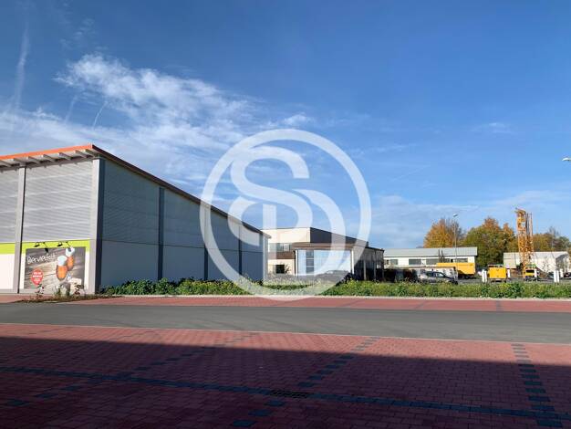 Ladenfläche zur Miete - Neubau 804 m² Verkaufsfläche Oberkotzau Oberkotzau 95145