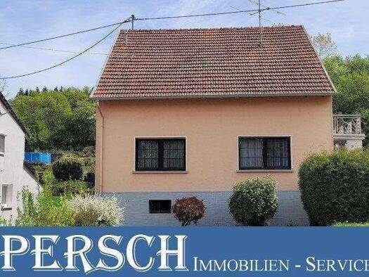 Einfamilienhaus zum Kauf 127.000 € 8 Zimmer 172 m² 774 m² Grundstück frei ab sofort Gehweiler Namborn 66640