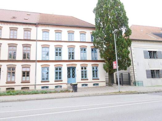 Mehrfamilienhaus zum Kauf als Kapitalanlage geeignet 629.000 € 12 Zimmer 314 m² 238 m² Grundstück Altstadt Wismar 23966