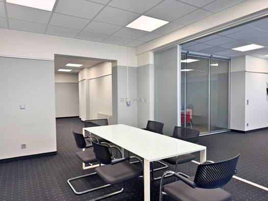 Bürofläche zur Miete 1.900 € 4 Zimmer 200 m² Bürofläche Stadtgebiet Göppingen 73037