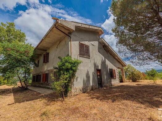 Villa zum Kauf 550.000 € 7 Zimmer 275 m² 4.000 m² Grundstück frei ab sofort Manciano