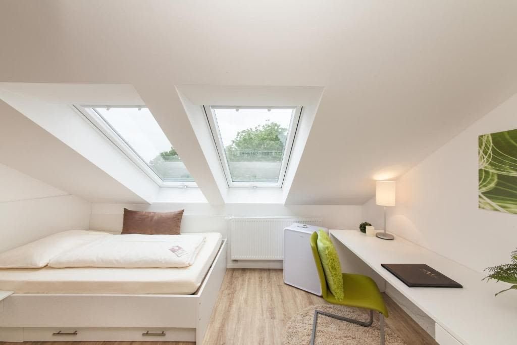 Wohnung zur Miete Wohnen auf Zeit 4.715 € 1 Zimmer 20 m²<br/>Wohnfläche ab sofort<br/>Verfügbarkeit Flugplatzstraße Unterfarrnbach / Alter Flugplatz Fürth 90768