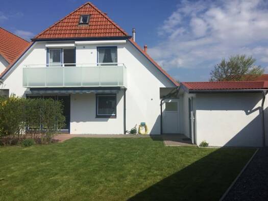 Wohnung zur Miete 800 € 4,5 Zimmer 81 m² Geschoss 1/2 frei ab 01.10.2026 Otterndorf Otterndorf 21762
