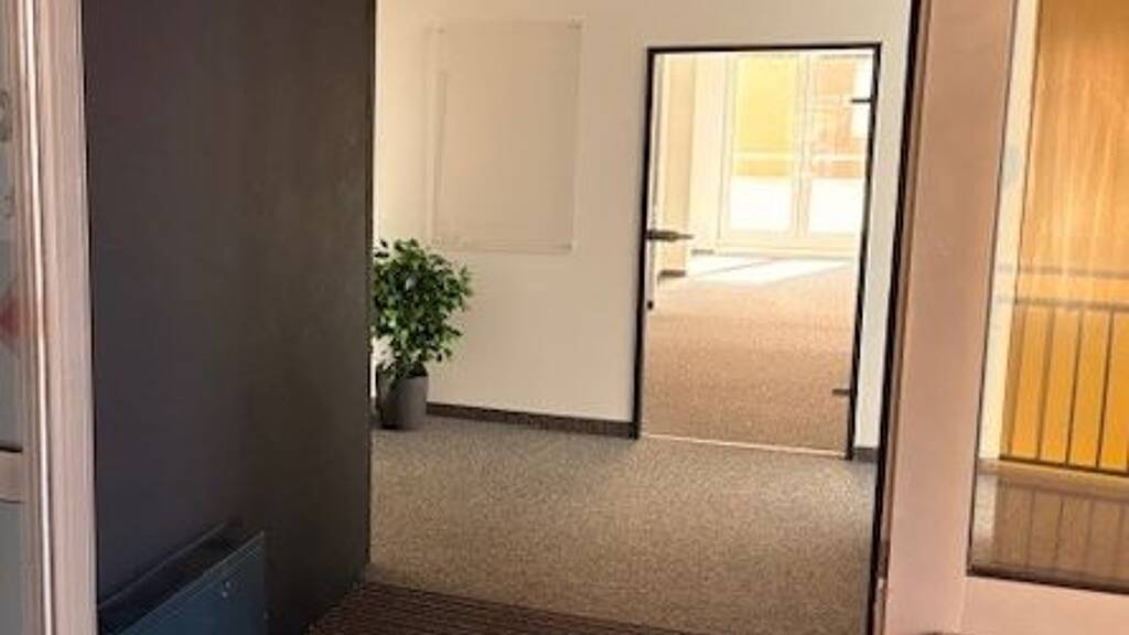 Bürofläche zur Miete 9,30 € 4 Zimmer 134,5 m² Bürofläche Sankt Peter Graz-St. Peter 8042