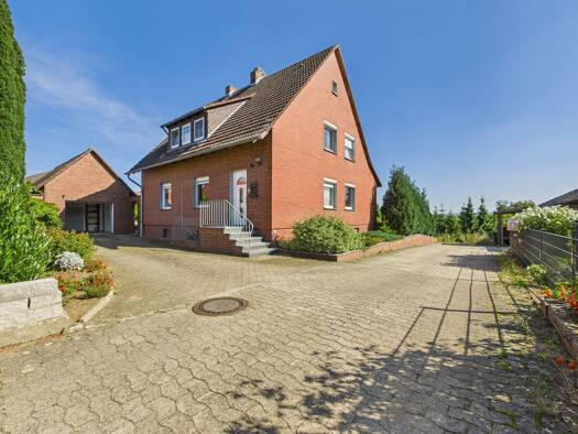 Einfamilienhaus zum Kauf 675.000 € 6 Zimmer 152 m² 2.678 m² Grundstück Windmühlenweg 5 B Lehre Lehre 38165