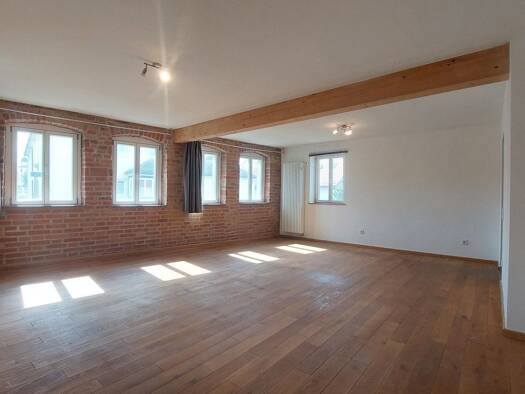 Wohnung zur Miete 730 € 2 Zimmer 81 m² Kitzingen Kitzingen 97318