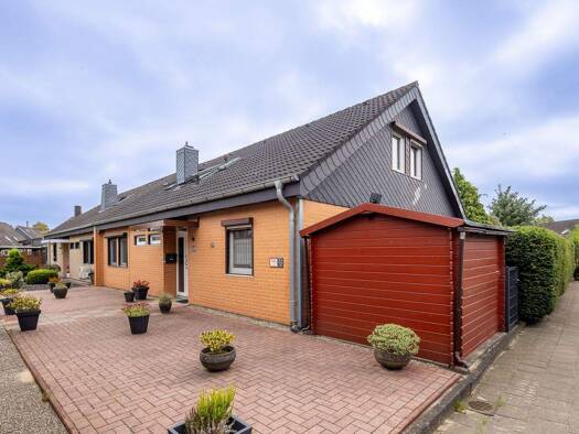 Doppelhaushälfte zum Kauf 210.000 € 5 Zimmer 160 m² 506 m² Grundstück Leherheide Bremerhaven 27578
