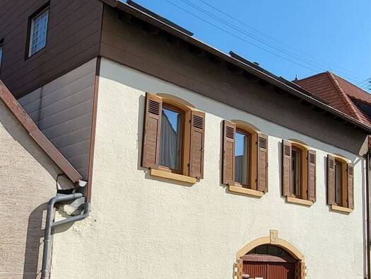 Einfamilienhaus zum Kauf 279.000 € 7 Zimmer 160 m² 220 m² Grundstück frei ab sofort Hebengasse 2 Kallstadt 67169