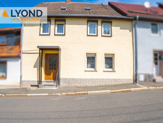 Reihenmittelhaus zum Kauf 59.000 € 3 Zimmer 124,7 m² 308 m² Grundstück Harzgerode Harzgerode 06493