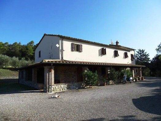 Einfamilienhaus zum Kauf 790.000 € 7 Zimmer 400 m² 220.000 m² Grundstück Pomarance 56045