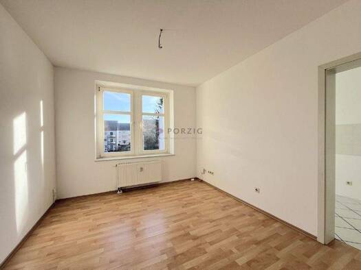 Wohnung zur Miete 220 € 2 Zimmer 35 m² 3. Geschoss Augsburger Str. 62 Bernsdorf Chemnitz 09126