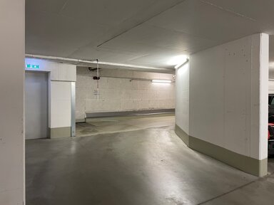 Tiefgaragenstellplatz zur Miete 120 € Mildred-Scheel-Bogen 50 Am Luitpoldpark München / Schwabing 80804