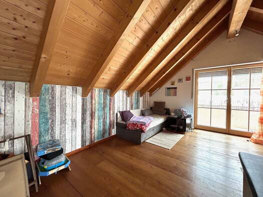 Wohnung zur Miete 525 € 7 Zimmer 150 m² Fridritt Münnerstadt 97702