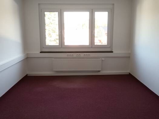 Bürofläche zur Miete provisionsfrei 500 € 5 Zimmer Bahnhofstraße 13/14 Behringen 99820