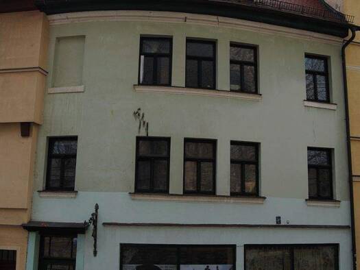 Mehrfamilienhaus zum Kauf 65.000 € 8 Zimmer 108,5 m² 88 m² Grundstück frei ab sofort Lutherstadt Eisleben Eisleben 06295