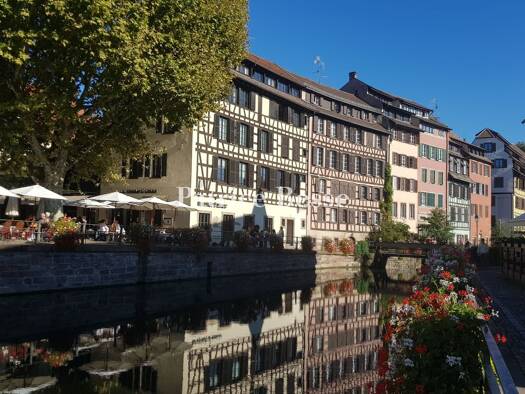Wohnung zum Kauf 320.000 € 2 Zimmer 65 m² Petite France Centre Strasbourg 67000