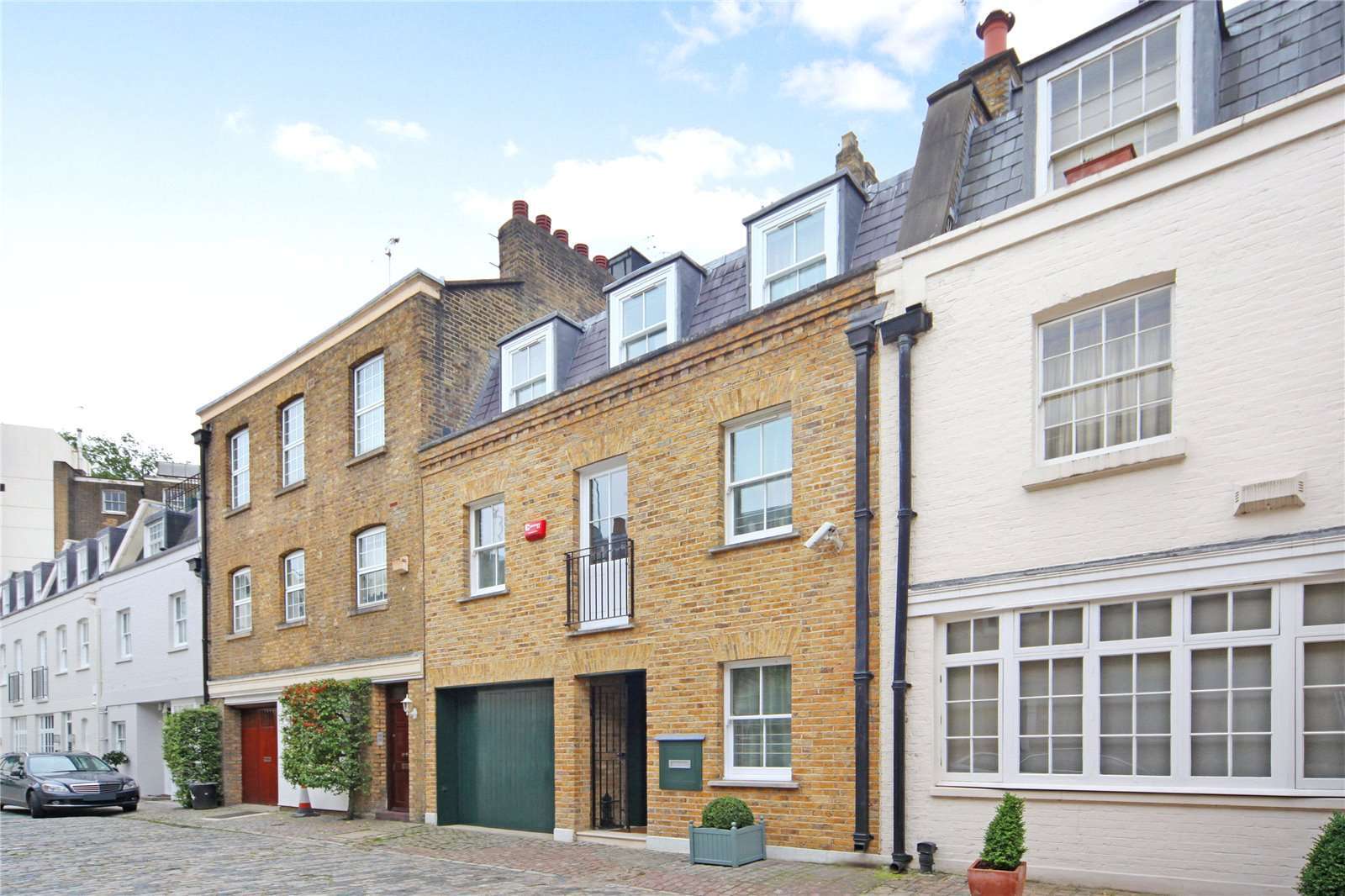 Haus zum Kauf provisionsfrei 4.647.175 € 5 Zimmer 198,4 m²<br/>Wohnfläche CHESHAM MEWS 15 City of Westminster SW1X 8HS