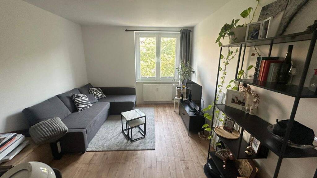 Wohnung zum Kauf 379.000 € 2 Zimmer 50 m² Ostend Frankfurt am Main 60385