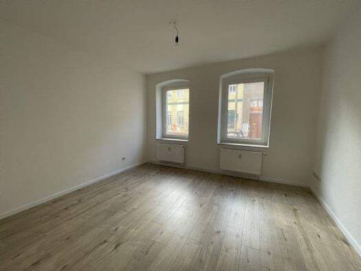 Wohnung zur Miete 345 € 2 Zimmer 34,4 m² EG frei ab sofort Große Gartenstraße 42 Neustadt Brandenburg an der Havel 14776