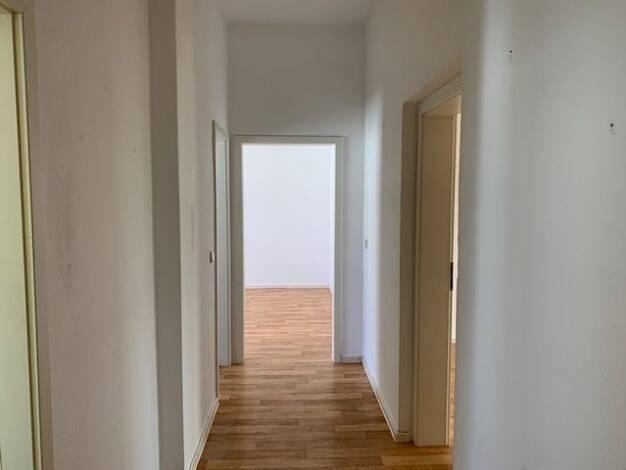 Wohnung zur Miete 431 € 3 Zimmer 68,6 m² 2. Geschoss frei ab 01.09.2026 Friedrichshafner Str. 80 Mockau-Süd Leipzig 04357