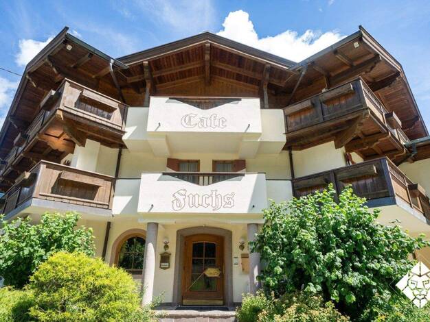 Hotel zum Kauf 25,5 Zimmer 1.045 m² Grundstück Brixenbach Brixen im Thale 6364