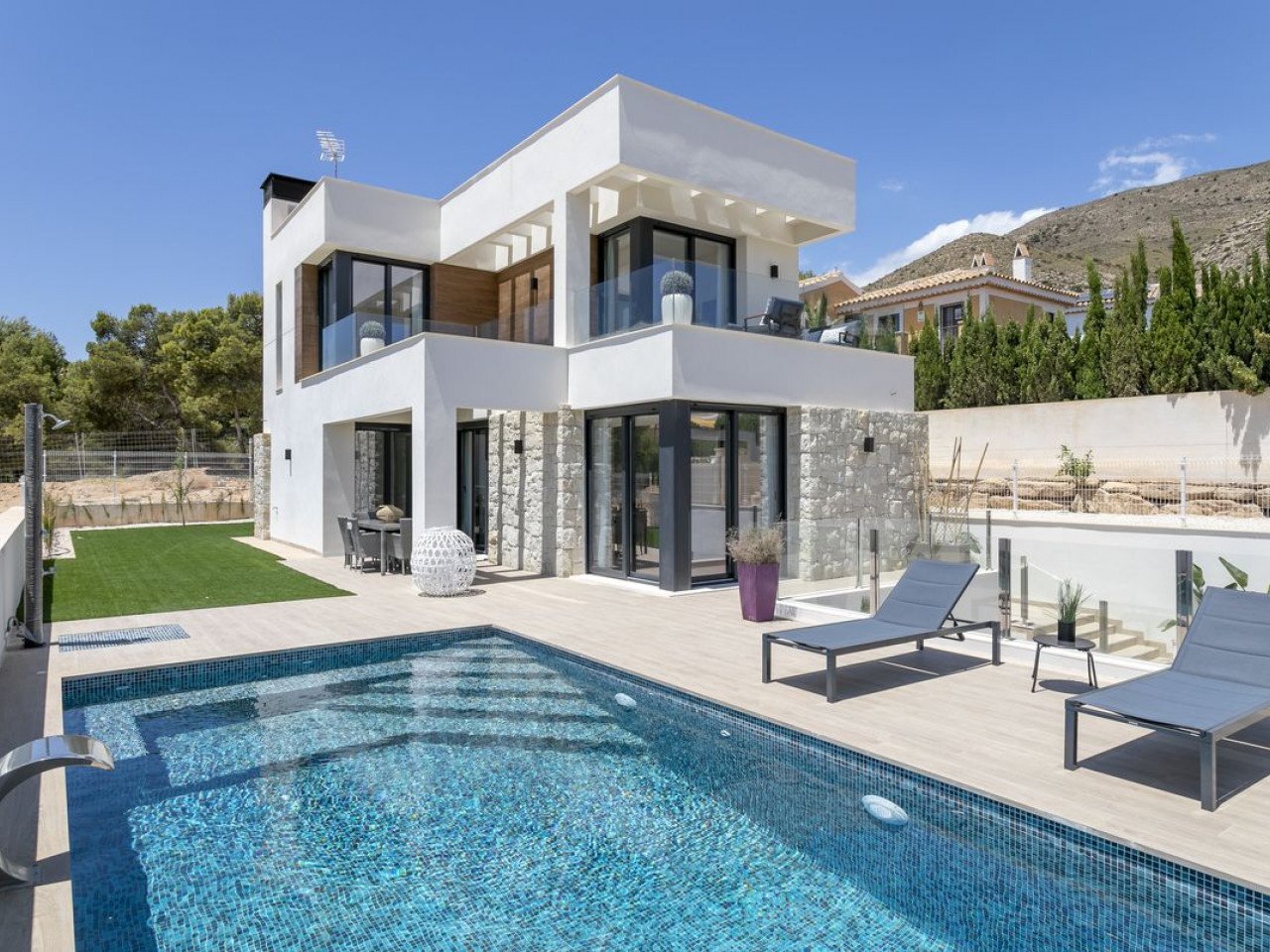 Villa zum Kauf provisionsfrei 799.000 € 5 Zimmer 244 m²<br/>Wohnfläche 412 m²<br/>Grundstück Benidorm 03509