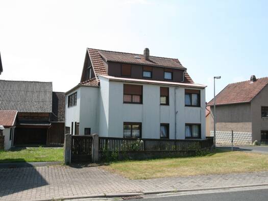 Einfamilienhaus zum Kauf 85.000 € 7 Zimmer 150 m² 684 m² Grundstück Hirtentor 8 Nordheim Grabfeld 98631