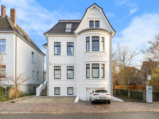 Haus zum Kauf 1.900.000 € 11 Zimmer 427 m² 587 m² Grundstück Oldenburg 26135