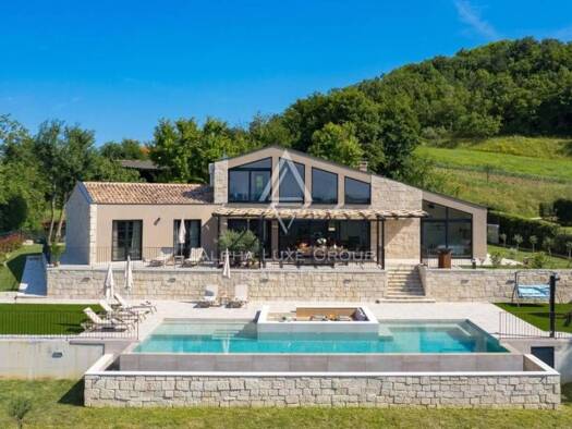 Haus zum Kauf 1.530.000 € 6 Zimmer 1.420 m² Motovun Motovun