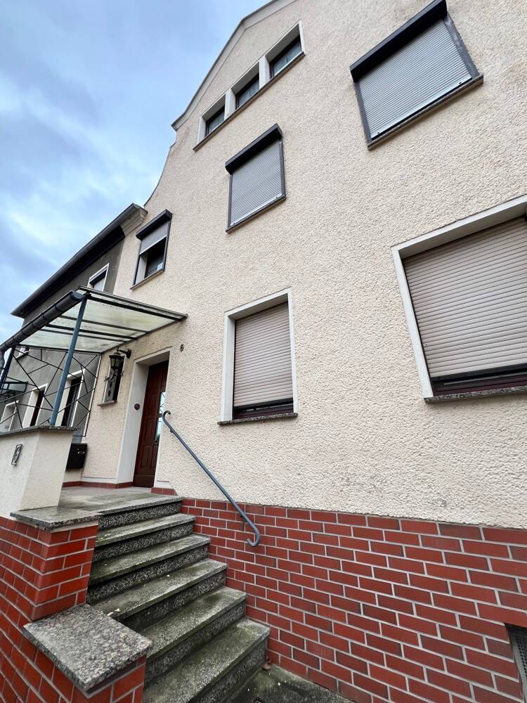 Stadthaus zum Kauf - Ansicht 2
