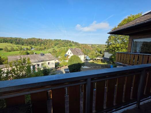 Wohnung zur Miete 1.200 € 4 Zimmer 150 m² Geschoss 1/1 frei ab 01.11.2026 Fürfurt Weinbach 35796