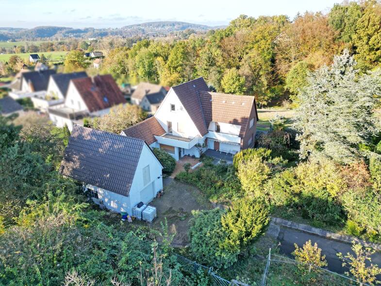 Einfamilienhaus zum Kauf 240.000 € 5 Zimmer 140 m² 1.640 m² Grundstück Valdorf Vlotho 32602