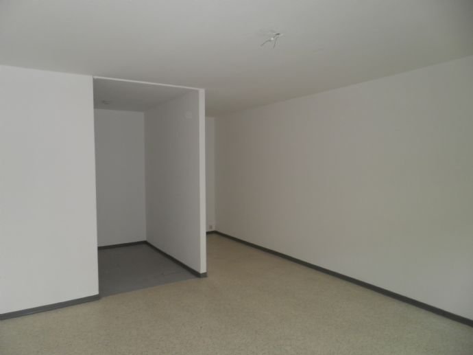 Wohnung zur Miete 330 € 1 Zimmer 46 m²<br/>Wohnfläche 3.<br/>Geschoss Alleestr. 19-21 Alt-Hamborn Duisburg 47166