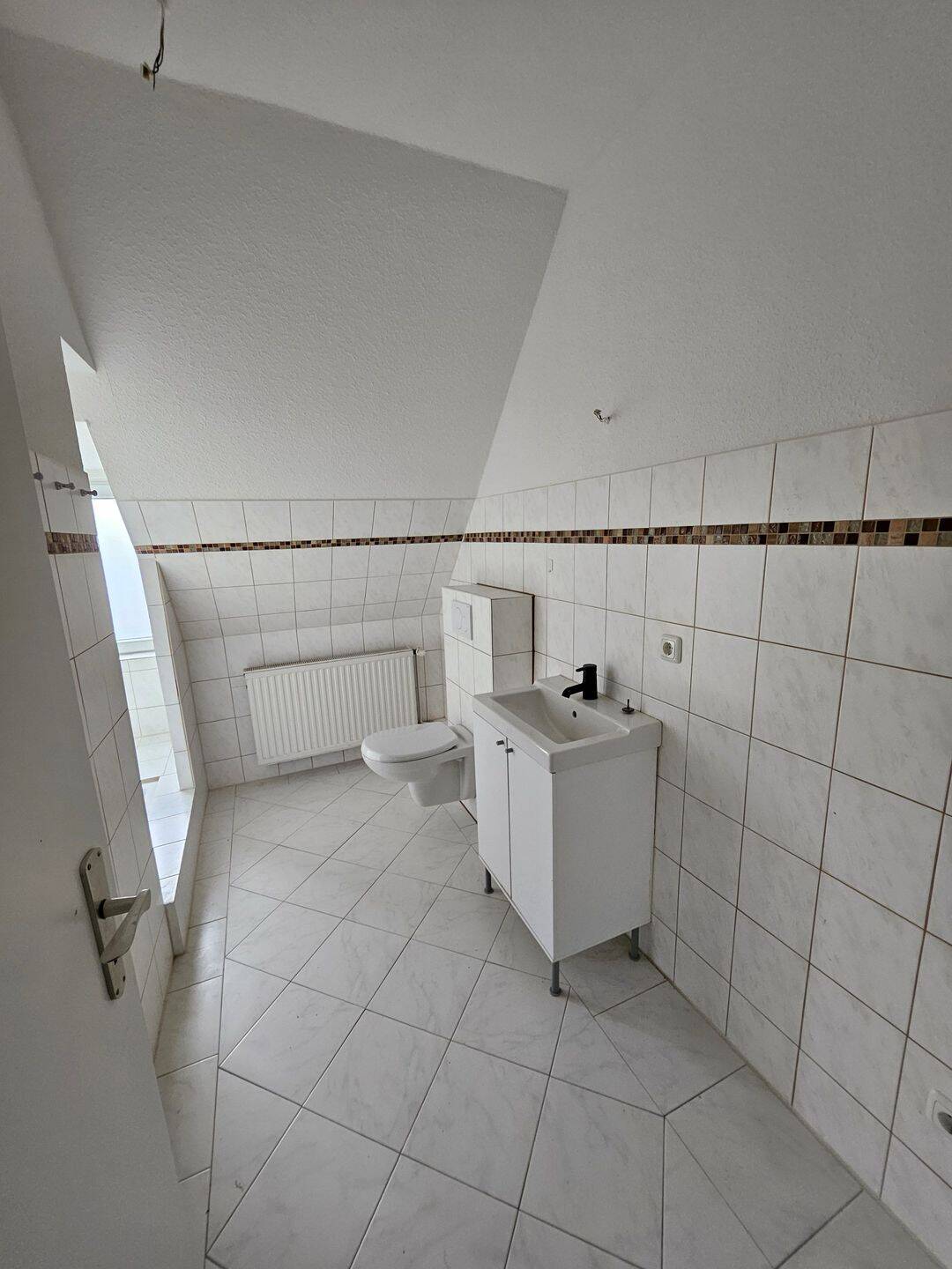 Renovierte DG-Wohnung mit Balkon in Wakenitznähe – Lübeck – Vorschaubild 6