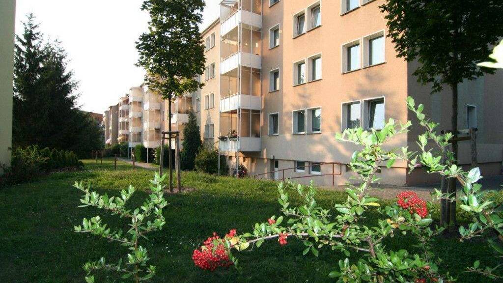 Wohnung zur Miete 360 € 2 Zimmer 46,1 m² 2. Geschoss frei ab 01.06.2026 Richard-Wagner-Straße 07 Innenstadt Dessau-Roßlau 06844